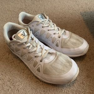 Varsity Edge cheer shoes